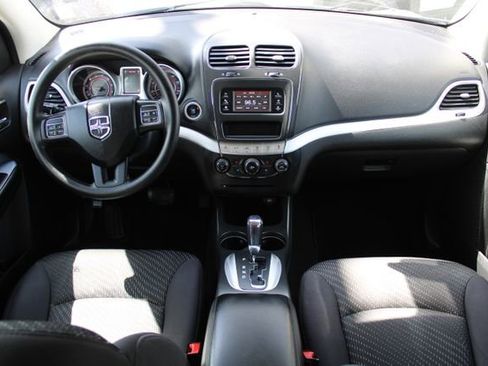 Used 2012 Dodge Journey SXT w/ Popular Equipment Group FWD image 13