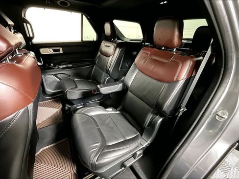 Used 2021 Ford Explorer Platinum w/ Equipment Group 601A image 26