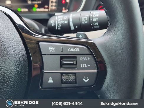 Used 2025 Honda Pilot Elite image 31