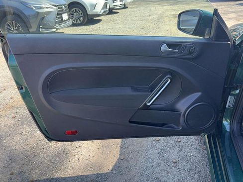 Used 2018 Volkswagen Beetle 2.0T Coast image 14