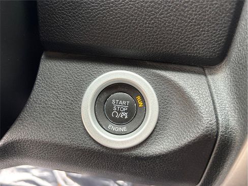 Used 2014 RAM 1500 R/T w/ Convenience Group image 26