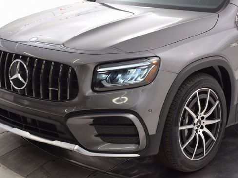 New 2025 Mercedes-Benz GLB 35 AMG 4MATIC image 10