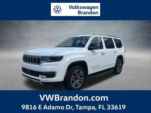 Used 2024 Jeep Wagoneer Series II w/ Flexible Seating Group AWD/4WD image 1