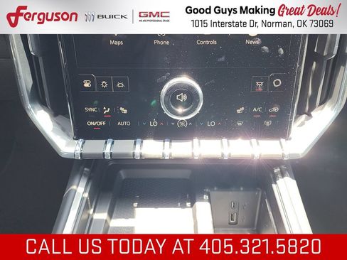 New 2026 GMC Acadia Elevation w/ Elevation Premium Package FWD image 30