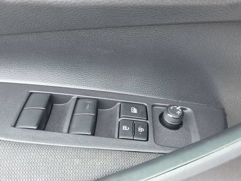Used 2024 Toyota Corolla LE FWD image 18