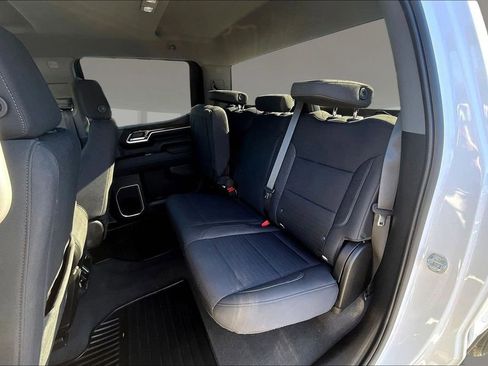 Used 2022 Chevrolet Silverado 1500 LT image 23