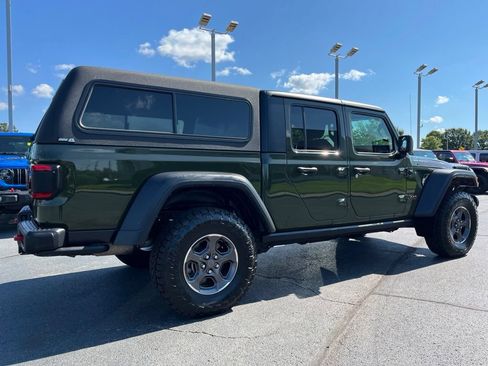 Used 2022 Jeep Gladiator Rubicon w/ Cold Weather Group AWD/4WD image 47