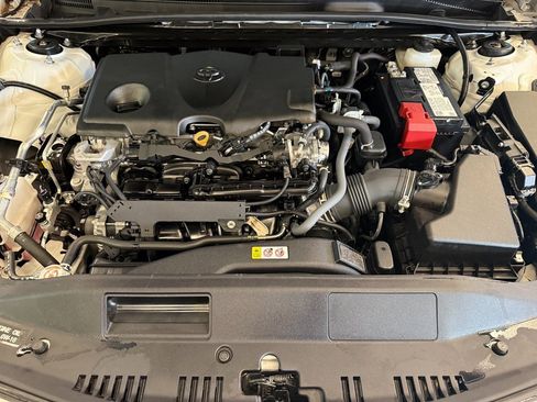 Used 2022 Toyota Camry SE image 23