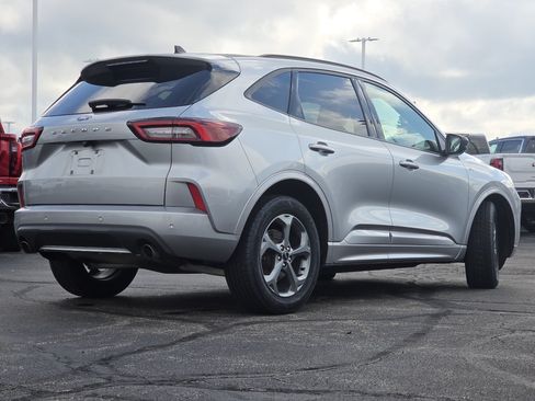 Used 2023 Ford Escape ST-Line w/ Tech Pack #1 FWD image 16
