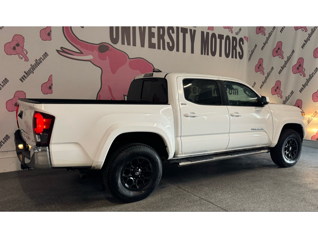 Used 2020 Toyota Tacoma SR5 RWD image 9