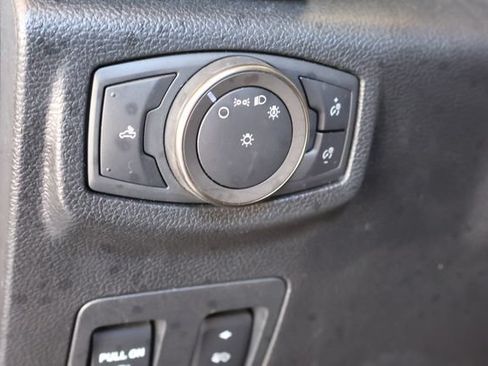 Used 2019 Ford F150 Raptor w/ Equipment Group 802A Luxury AWD/4WD image 24