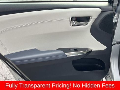Used 2015 Toyota Avalon XLE Premium FWD image 17