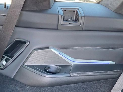 Used 2020 BMW X7 M50i image 41