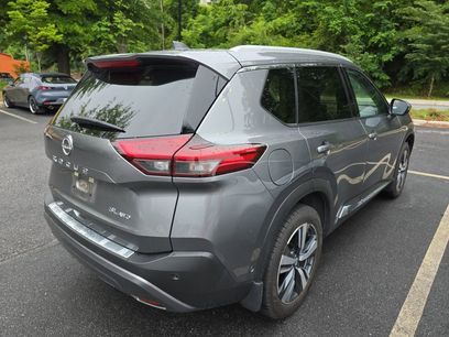 Used 2023 Nissan Rogue SL w/ SL Premium Package