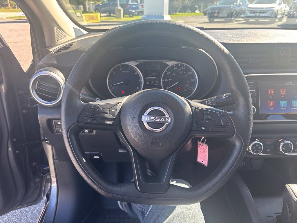 Used 2025 Nissan Versa S w/ Trunk Package FWD image 22