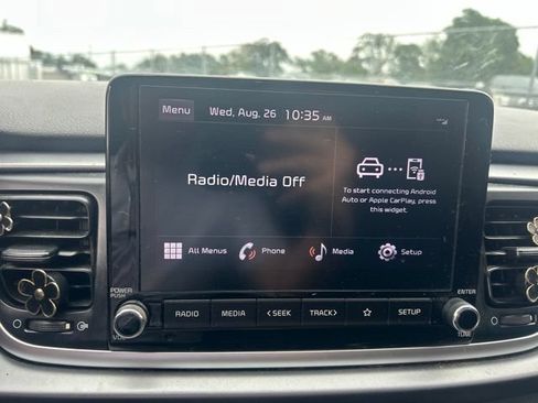 Used 2023 Kia Rio S w/ Technology Package FWD image 9