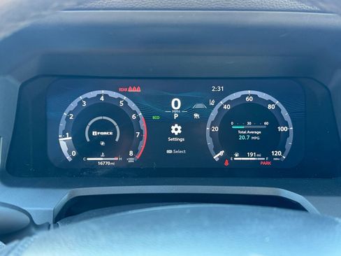 Used 2025 Toyota Tacoma TRD Off-Road image 35