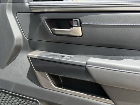 New 2026 Toyota Tundra Platinum AWD/4WD image 32