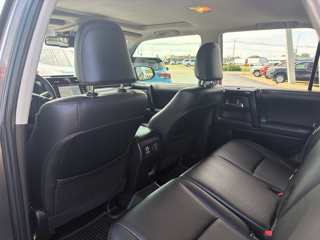 Used 2021 Toyota 4Runner Venture w/ Moonroof Package AWD/4WD image 16