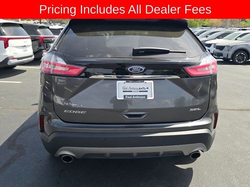 Used 2020 Ford Edge SEL w/ Convenience Package FWD image 4