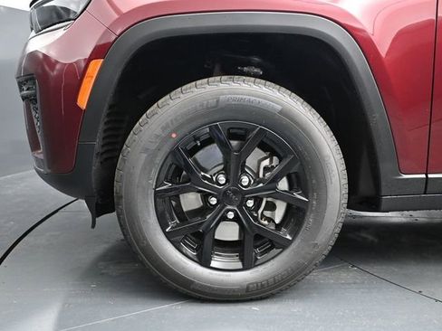 New 2026 Jeep Grand Cherokee L 4WD image 16