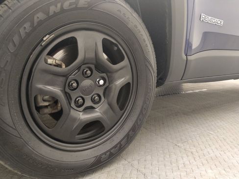 Used 2020 Jeep Renegade Sport image 31