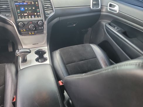 Used 2015 Jeep Grand Cherokee Altitude AWD/4WD image 15