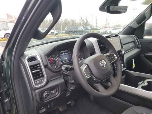 New 2026 RAM 1500 4x4 Crew Cab image 14