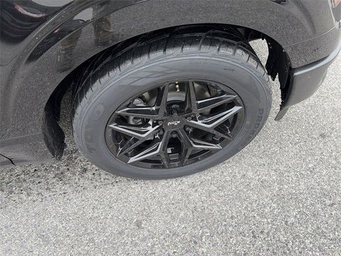 Used 2024 Ford F150 XL image 18