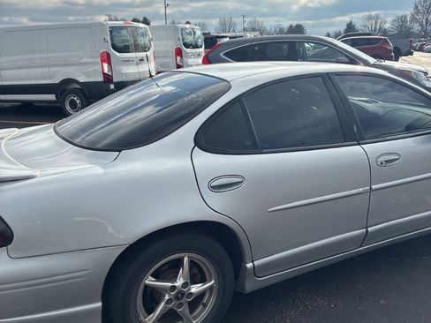 Used 2002 Pontiac Grand Prix GTP image 9