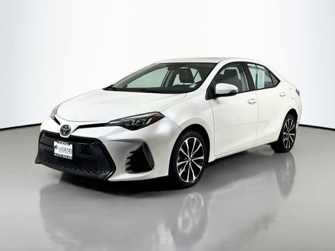 Used 2018 Toyota Corolla XSE FWD image 1