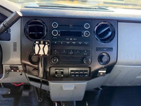 Used 2016 Ford F550 4x4 Crew Cab Super Duty w/ Power Equipment Group image 25