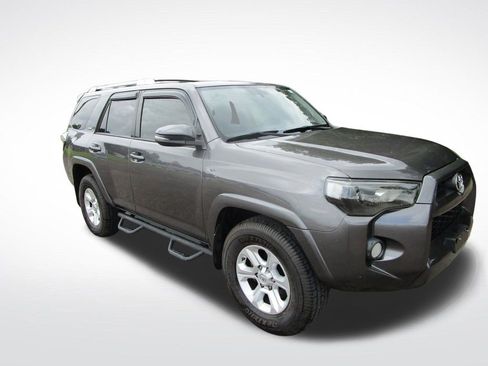 Used 2015 Toyota 4Runner SR5 Premium RWD image 6