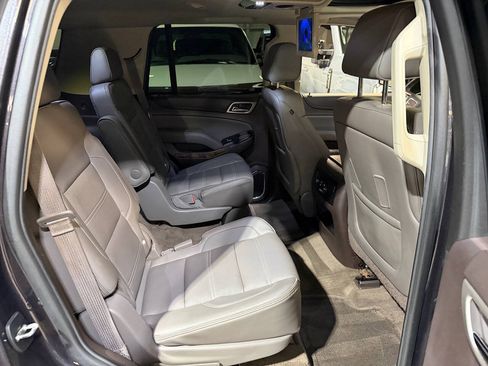 Used 2015 GMC Yukon Denali w/ Touring Package RWD image 5