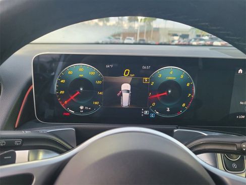 Used 2021 Mercedes-Benz GLB 250 image 19