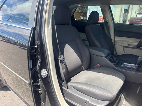 Used 2007 Chrysler 300 RWD image 19