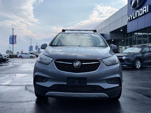 Used 2020 Buick Encore Preferred image 2