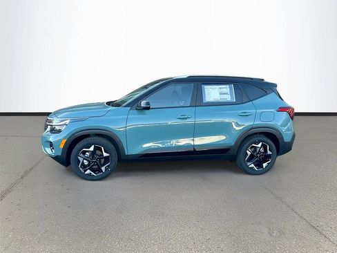 New 2026 Kia Seltos S FWD image 4