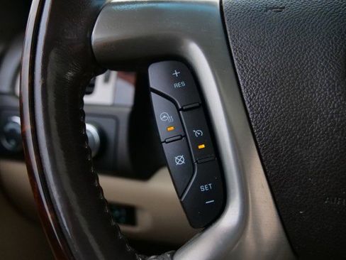 Used 2011 GMC Sierra 3500 Denali image 15