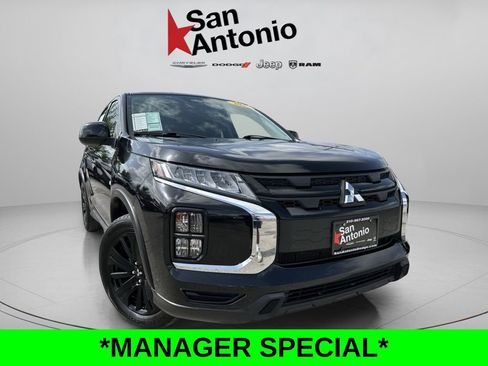 Used 2023 Mitsubishi Outlander Sport LE AWD/4WD image 2
