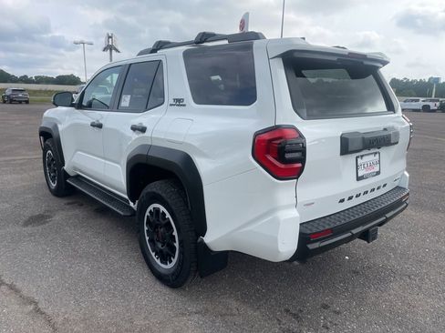 New 2026 Toyota 4Runner TRD Off-Road Premium AWD/4WD image 5