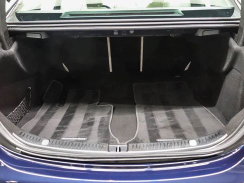 Used 2017 Mercedes-Benz E 300 image 26