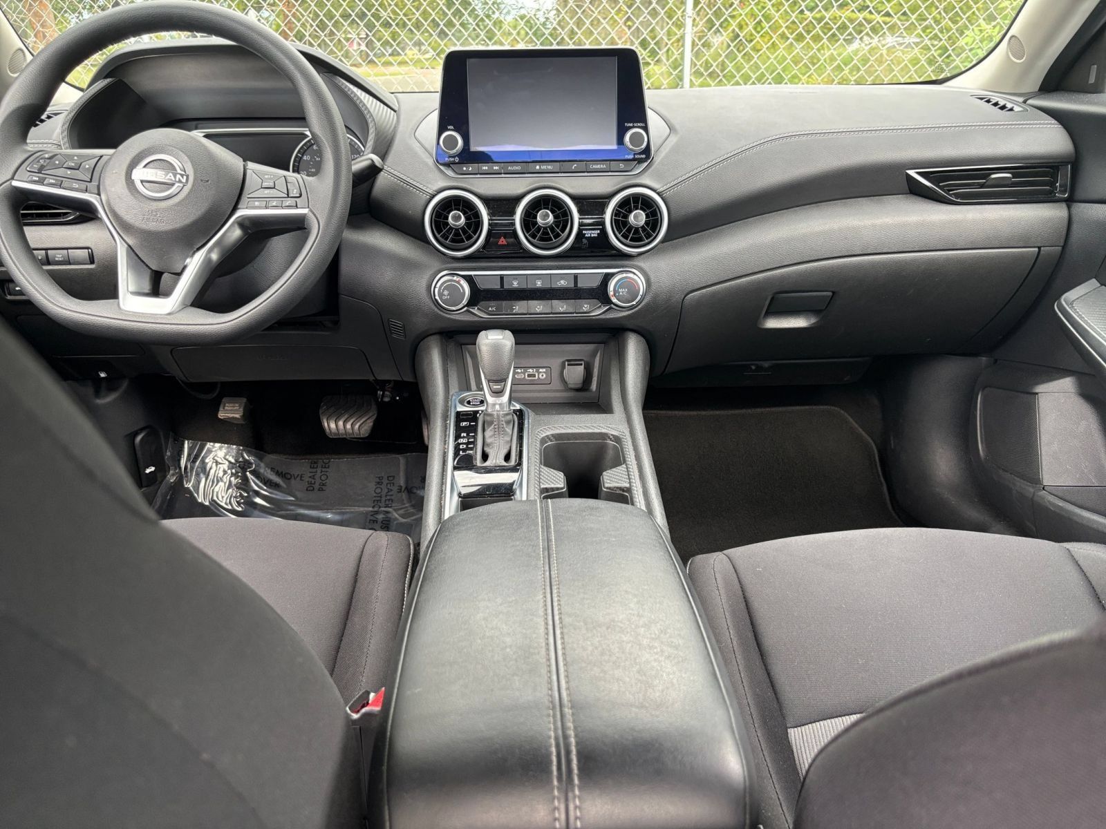 Used 2025 Nissan Sentra SV FWD image 38