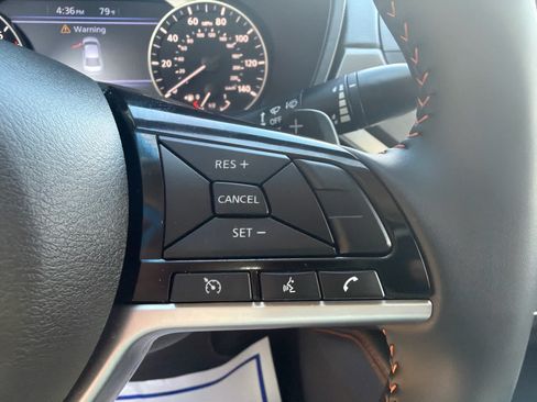 Used 2025 Nissan Altima 2.5 SR AWD/4WD image 16