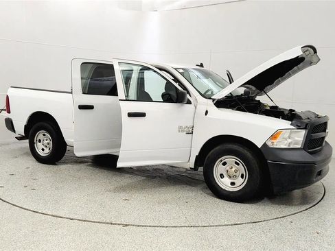 Used 2021 RAM 1500 Tradesman w/ Electronics Group RWD image 9