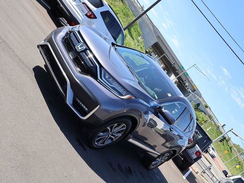 Certified 2021 Honda CR-V Touring image 3
