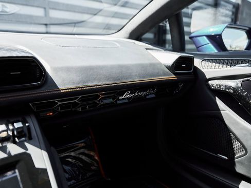Used 2020 Lamborghini Huracan EVO AWD/4WD image 69