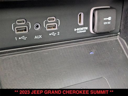 Used 2023 Jeep Grand Cherokee Summit w/ Luxury Tech Group V image 25