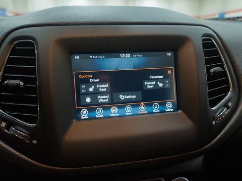 Used 2019 Jeep Compass Latitude w/ Popular Equipment Group image 35