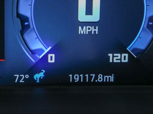 Used 2025 Ford Bronco Outer Banks AWD/4WD image 17